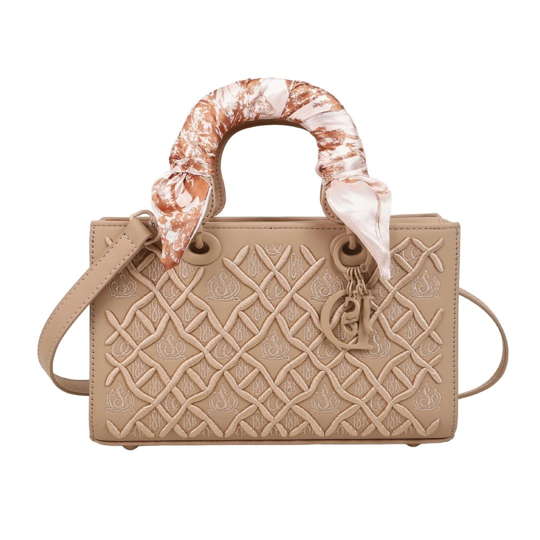 WHISPERED GRACE | Handbag