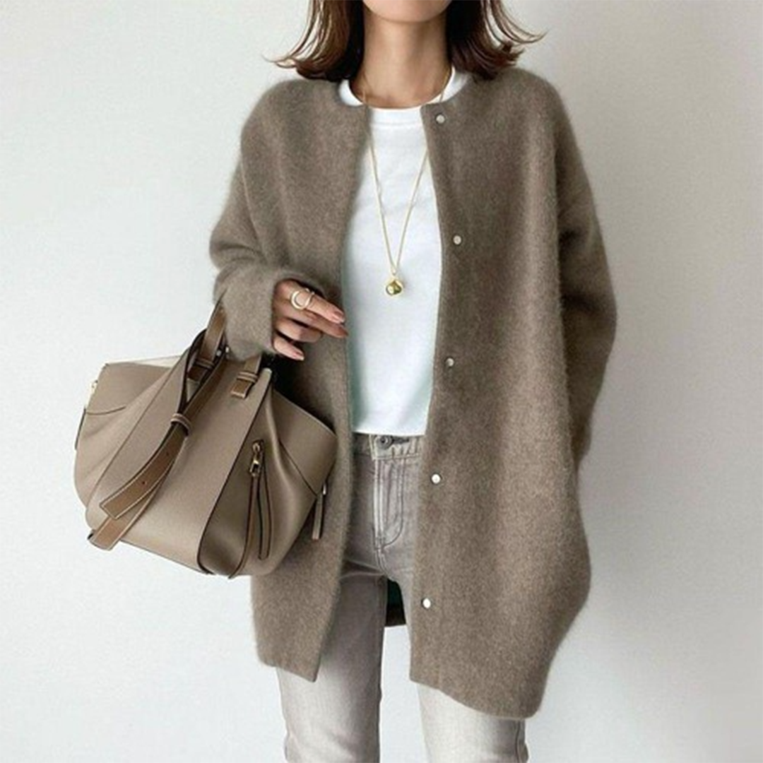 CHLOE | Elegant Cashmere Cardigan